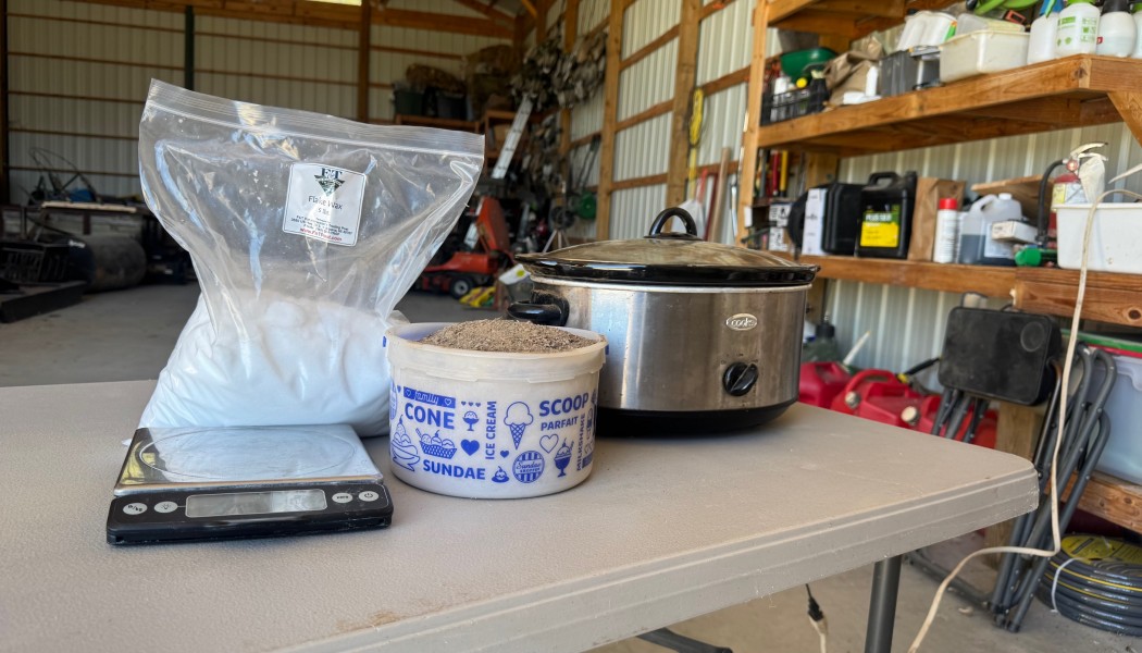 How to Make Waxed Dirt for Trapping: A Simple Step-by-Step Guide for Beginners