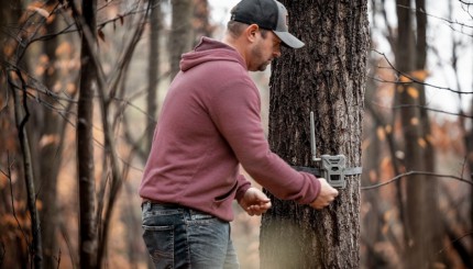 What is a Dual-Sim Trail Camera?