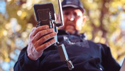 POUVEZ-VOUS UTILISER DES CAMÉRAS DE CHASSE CELLULAIRES AVEC UN BUDGET LIMITÉ?